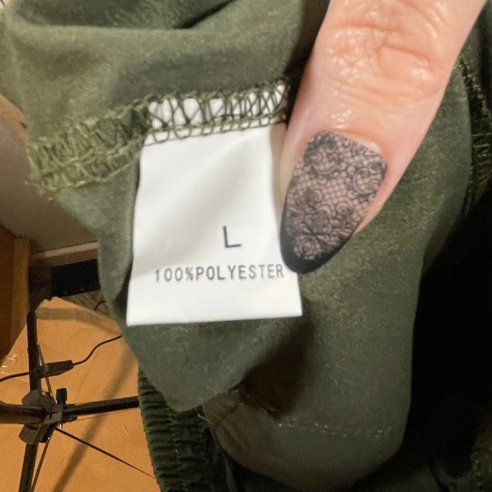 Men's‎ Olive Cargo Pants - Picture 5 of 7